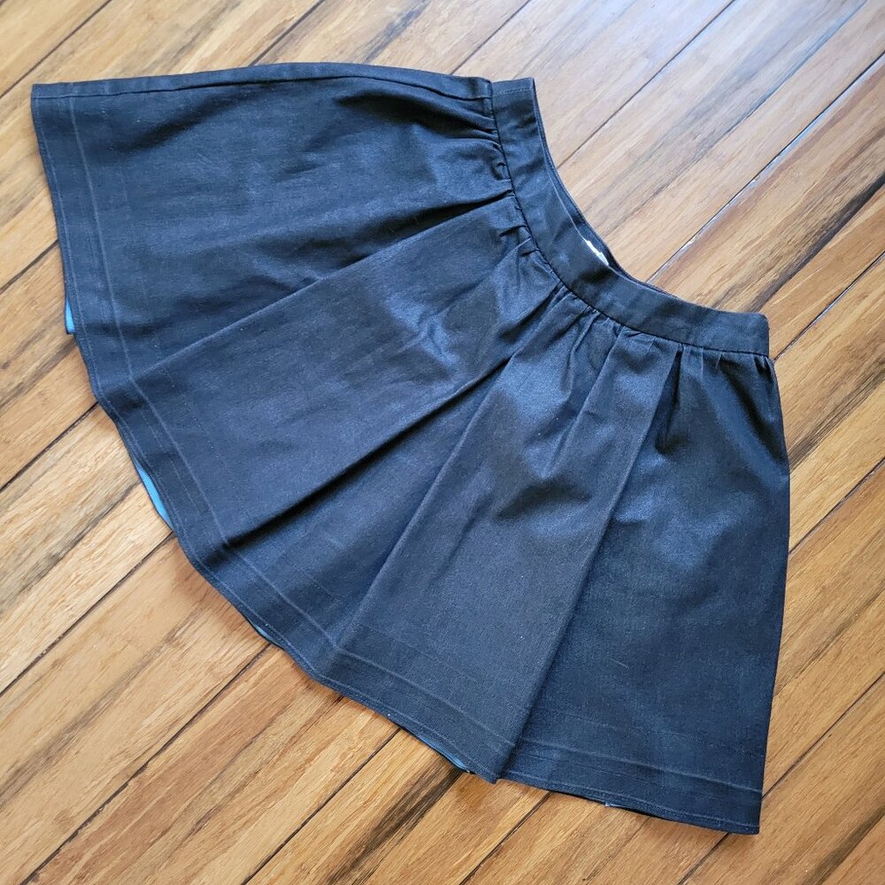 VGUC BCBG denim dark grey / wet asphalt skirt, size 4